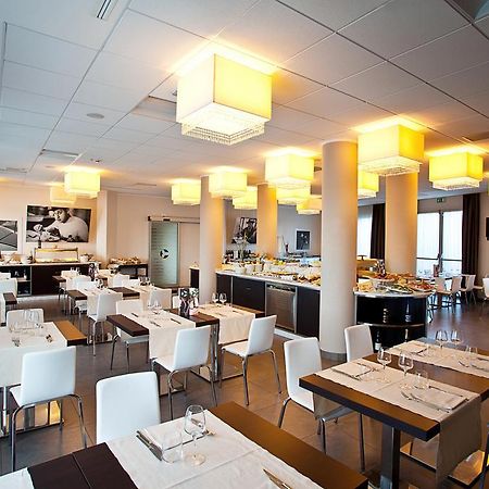 Hotel Fiera Rimini Eksteriør billede